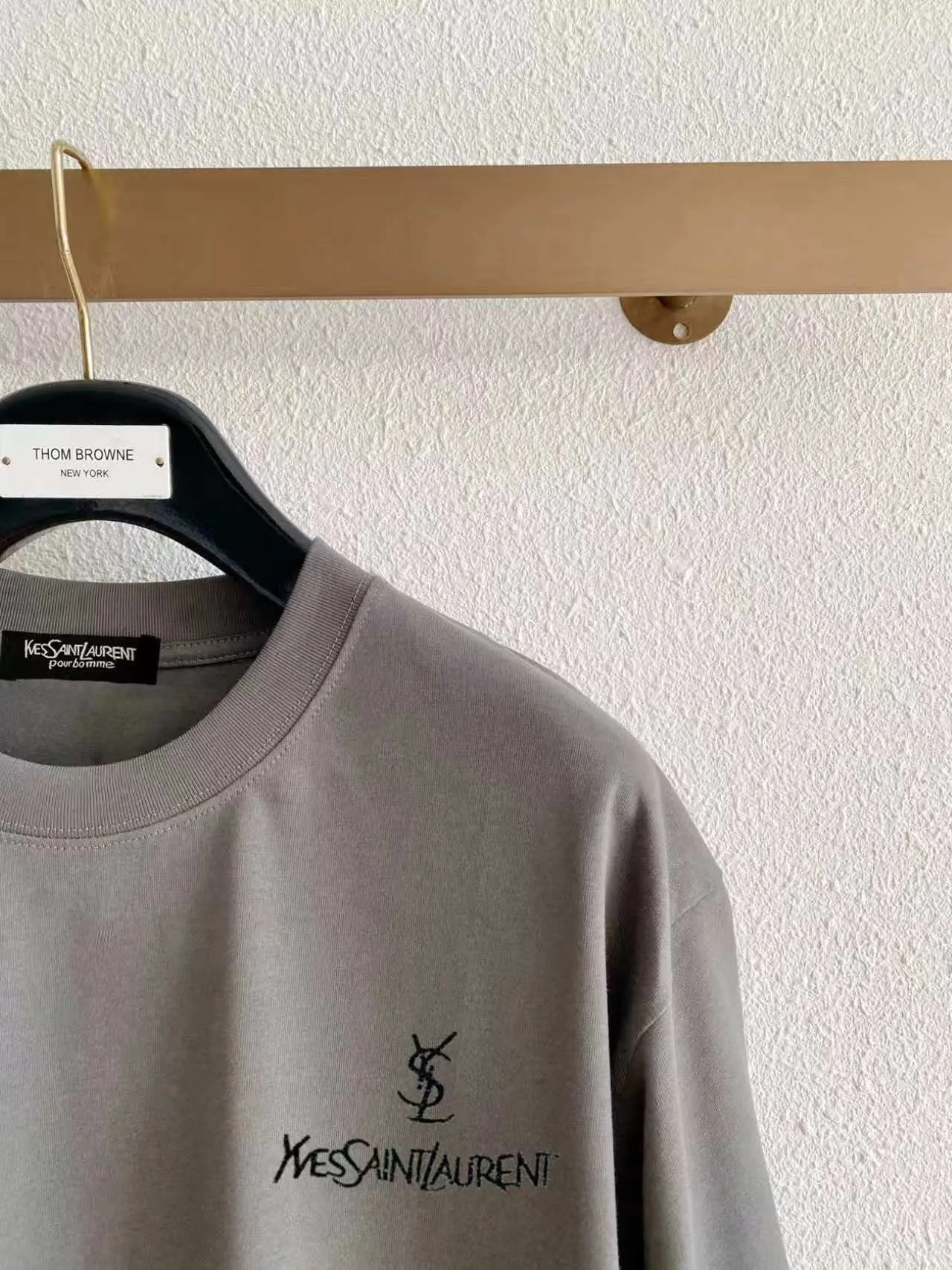 Ysl/ * New Arrival ， ， ， ， T Same Style。 :Black White Blue Gray Size:S（90-130 ） M（125-140 ） L（135-160 ） XL（160-180 ） XXL（180-210 ）